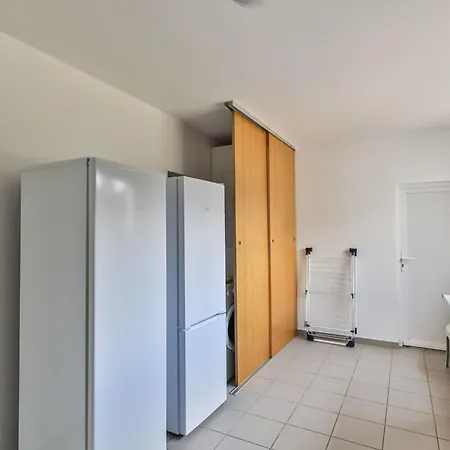 L'atrie-villa Piscine - Jacuzzi - Sauna بيت للعطل
