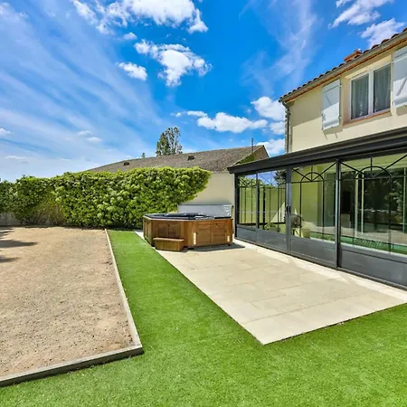 L'atrie-villa Piscine - Jacuzzi - Sauna Holiday home *