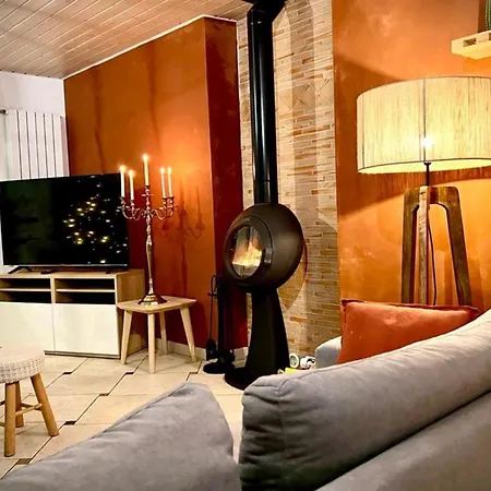 بيت للعطل L'atrie-villa Piscine - Jacuzzi - Sauna *