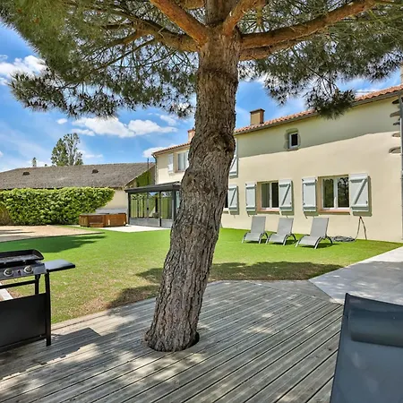 بيت للعطل L'atrie-villa Piscine - Jacuzzi - Sauna Aizenay