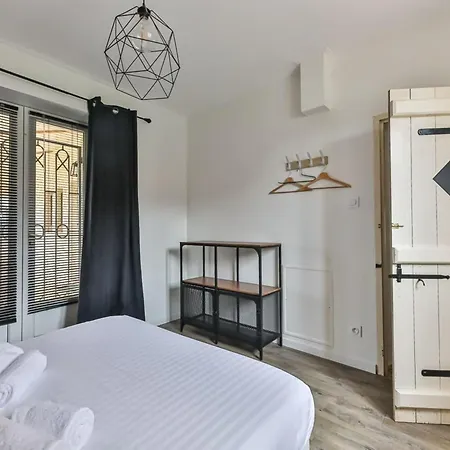 Holiday home L'atrie-villa Piscine - Jacuzzi - Sauna Aizenay